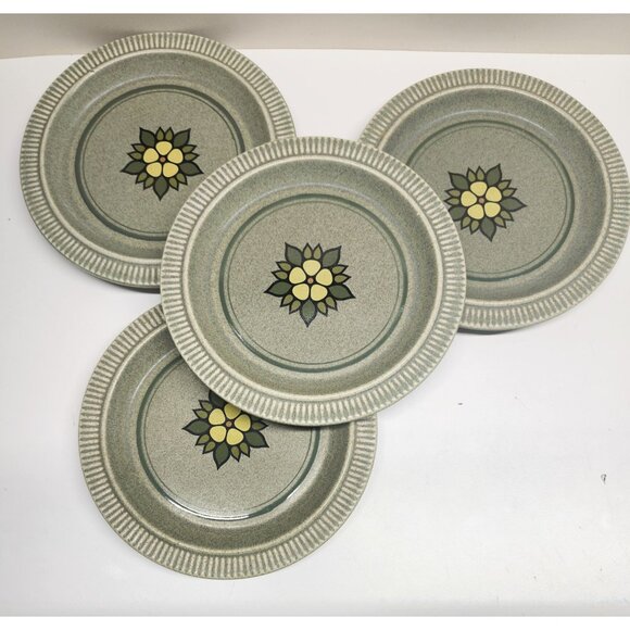 4- Pfaltzgraff Nordic Green 7" Salad Pates Stoneware Vintage 1970's Retro - Picture 1 of 4